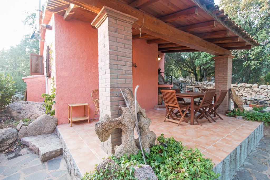 Casa Vacanze San Pantaleo Villa Eksteriør bilde
